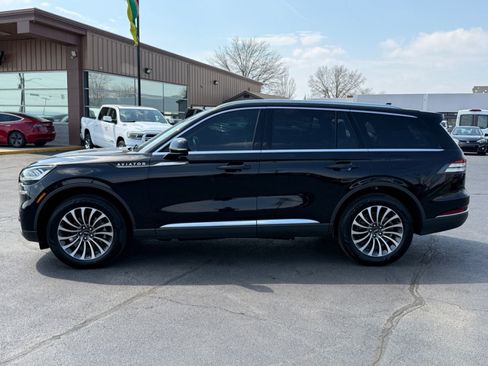Used 2022 Lincoln Aviator AWD w/ Premium Package image 5