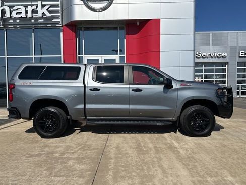 Used 2019 Chevrolet Silverado 1500 LT Trail Boss w/ Convenience Package image 2