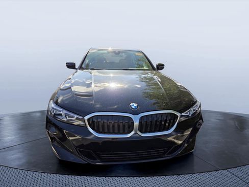 Certified 2023 BMW 330i Sedan w/ Driving Assistance Package RWD image 2