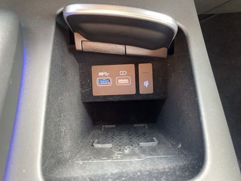 Certified 2025 Genesis GV70 3.5T Sport w/ Sport Prestige Package image 11