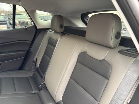 Used 2025 Chevrolet Trax ACTIV FWD image 21
