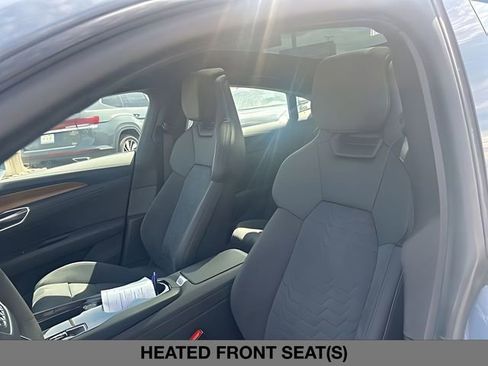 Used 2022 Audi e-tron GT Premium Plus AWD/4WD image 21