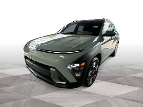 Used 2024 Hyundai Kona SEL FWD image 4