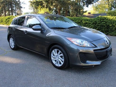 Used 2012 MAZDA MAZDA3 i Touring FWD image 2