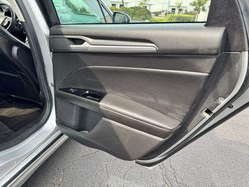 Used 2013 Ford Fusion Titanium image 40