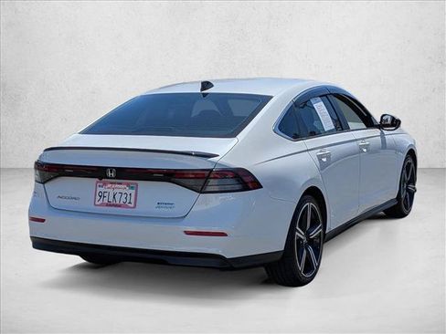 Used 2023 Honda Accord Sport image 5