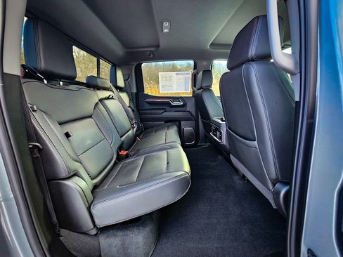 Used 2024 GMC Sierra 1500 Denali w/ Technology Package AWD/4WD image 42