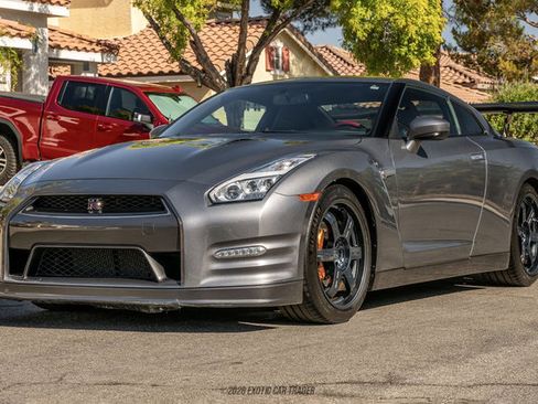 Used 2016 Nissan GT-R Black Edition AWD/4WD image 14
