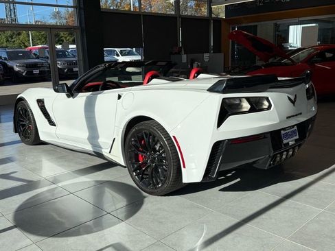 Used 2016 Chevrolet Corvette Z06 w/ 3LZ Preferred Equipment Group image 6