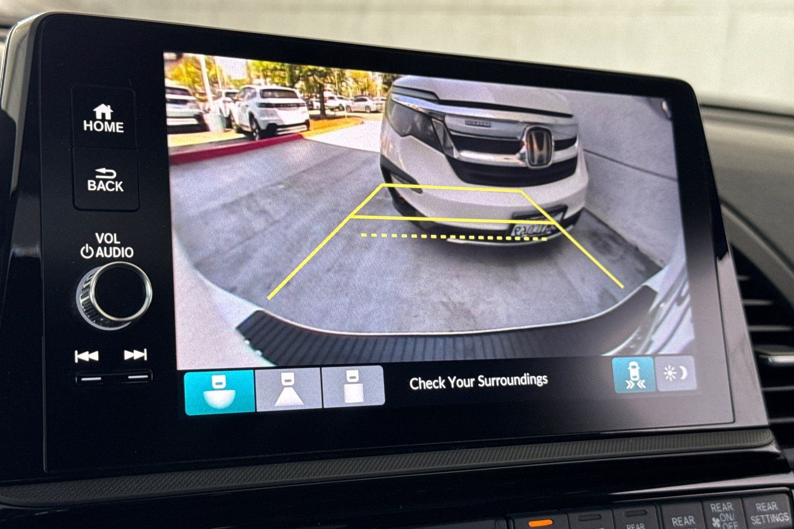 Used 2025 Honda Odyssey Sport-L image 18