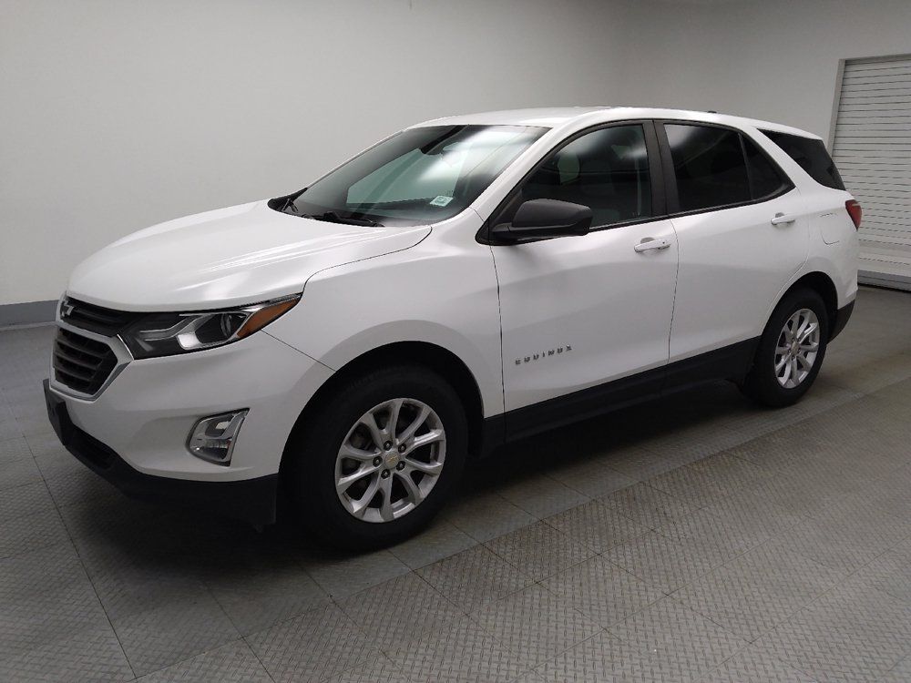 Used 2021 Chevrolet Equinox LS w/ LS Convenience Package AWD/4WD image 2