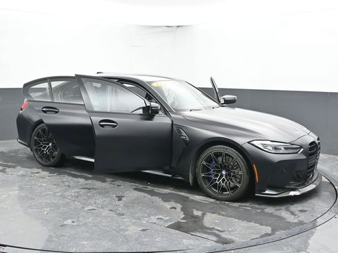 Used 2021 BMW M3 image 43