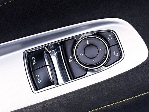 Used 2020 Chevrolet Corvette Stingray Premium Cpe w/ 3LT Preferred Equipment Group image 35