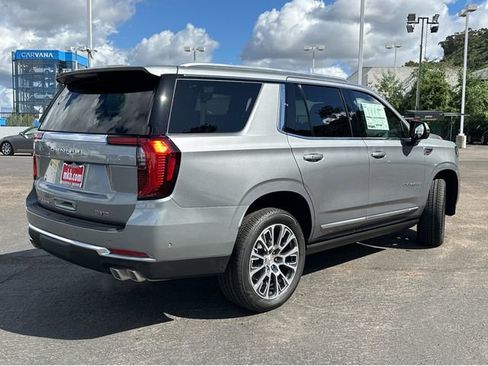 New 2026 GMC Yukon Denali w/ Sun & Power Step Package image 11