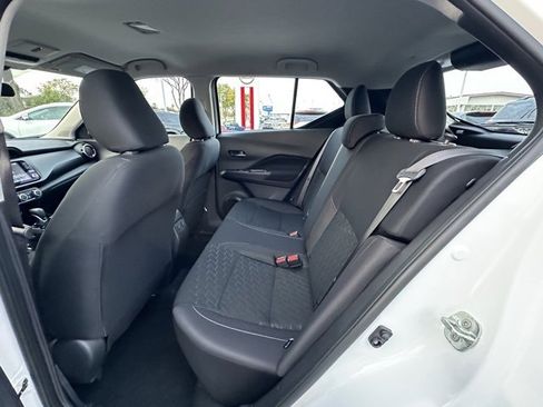 Certified 2024 Nissan Kicks SV image 28