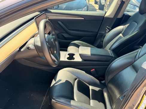 Used 2022 Tesla Model 3 RWD image 6