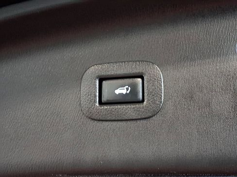 Used 2019 INFINITI QX80 Luxe image 7