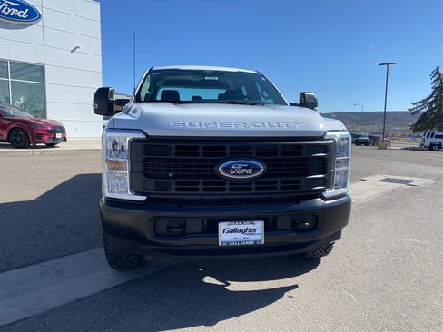 New 2026 Ford F250 4x4 Crew Cab Super Duty image 15