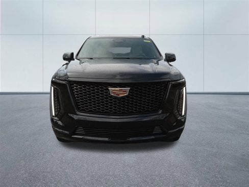 Certified 2026 Cadillac Escalade Sport w/ Touring Package AWD/4WD image 6