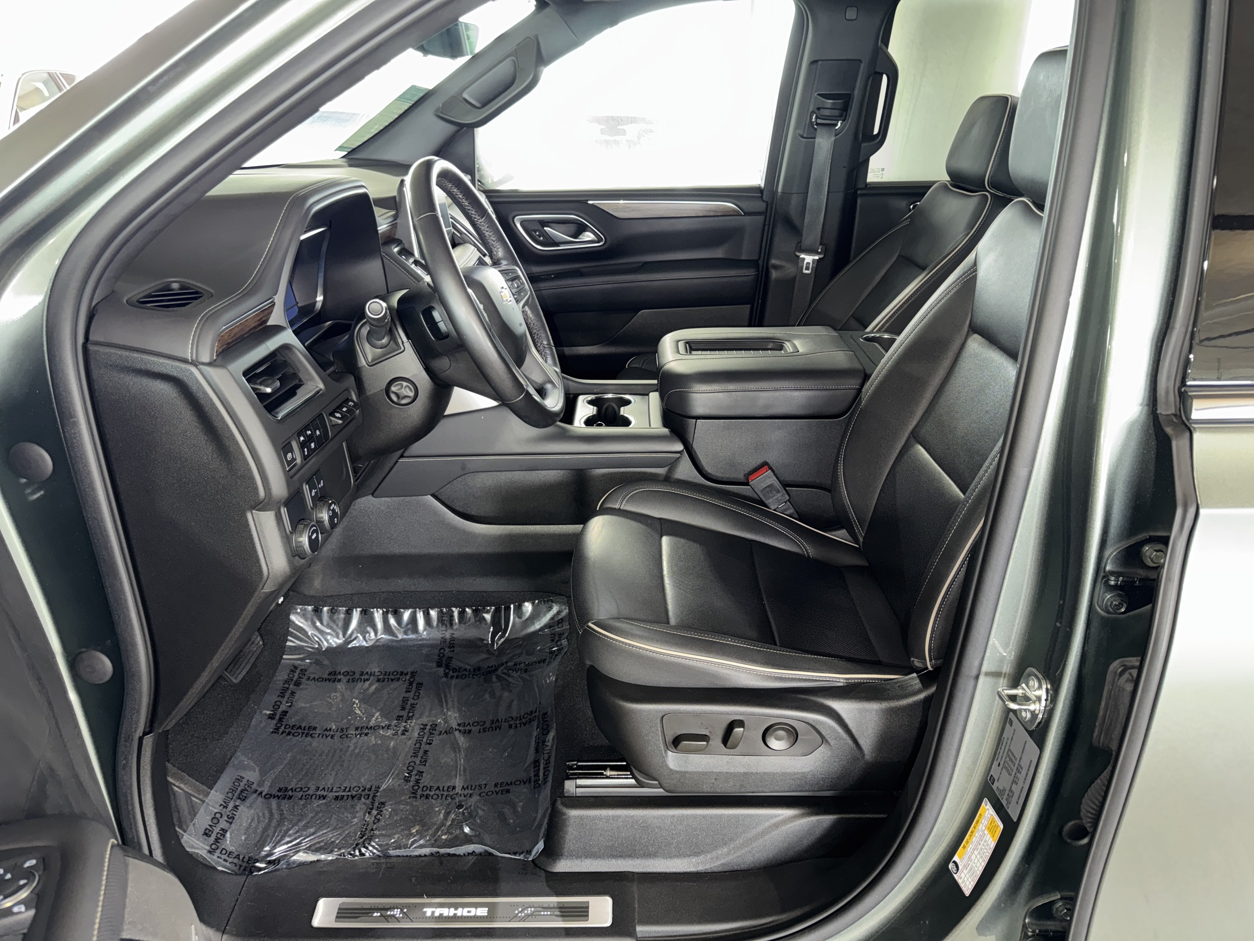 Used 2023 Chevrolet Tahoe Premier RWD image 20