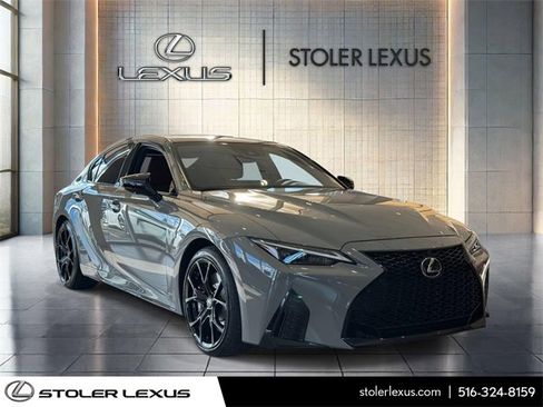 Used 2025 Lexus IS 500 image 1