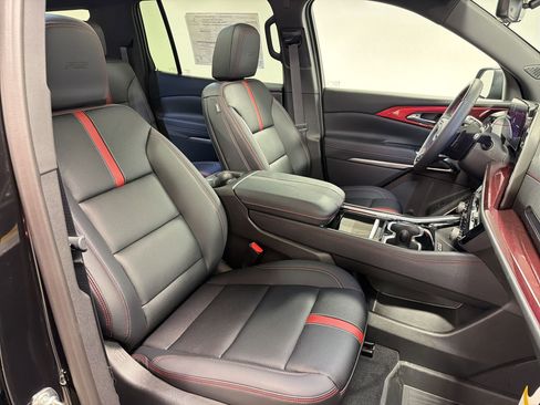 New 2026 Chevrolet Traverse RS FWD image 31