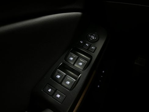 Used 2020 GMC Yukon XL Denali w/ Open Road Package AWD/4WD image 26
