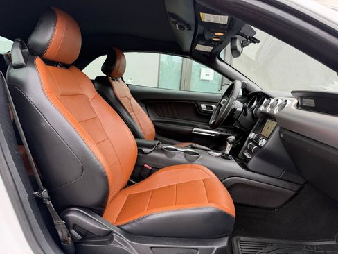 Used 2019 Ford Mustang Premium RWD image 24