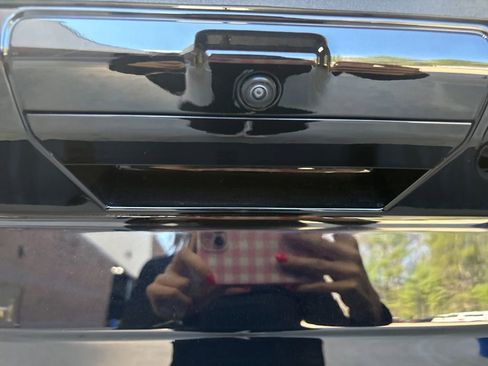 Used 2024 Ford F150 Platinum image 7