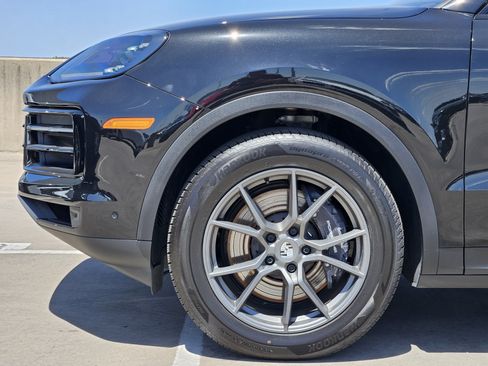 Certified 2026 Porsche Cayenne Coupe AWD/4WD image 13