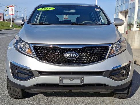 Used 2016 Kia Sportage LX image 3