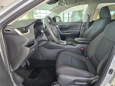 Used 2025 Toyota RAV4 LE image 23