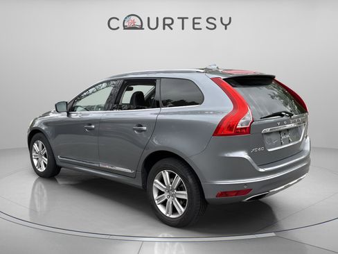 Used 2016 Volvo XC60 T6 Platinum w/ Climate Package image 5