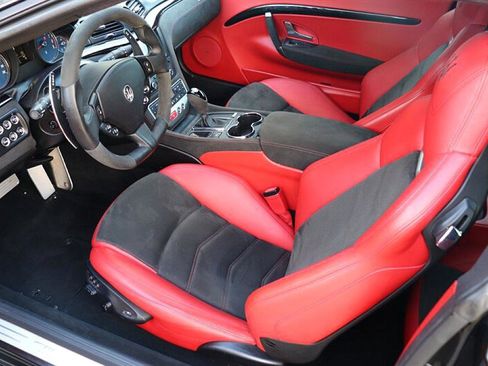 Used 2016 Maserati GranTurismo Sport image 10