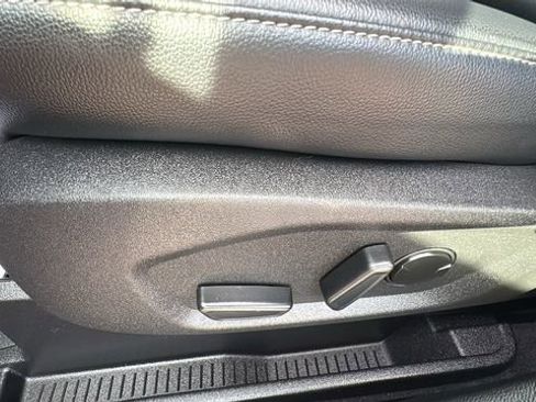 Certified 2023 Ford Edge SEL w/ Convenience Package image 7