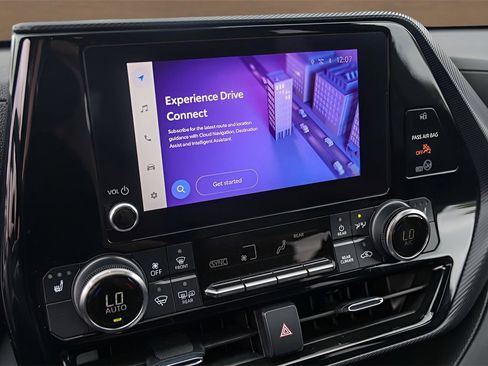 Used 2023 Toyota Highlander XSE image 16