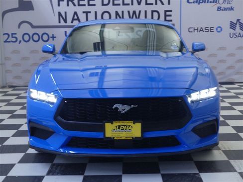 Used 2024 Ford Mustang Premium image 2