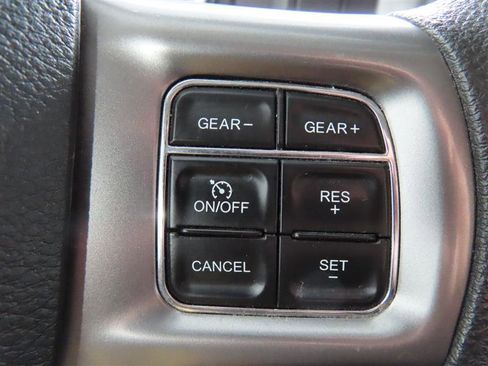 Used 2024 RAM 1500 Classic SLT image 21