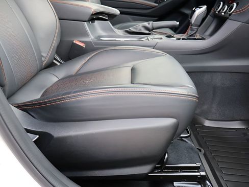 Used 2023 Subaru Crosstrek 2.5i Limited w/ Popular Package #4 image 12