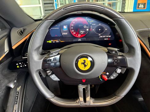 Used 2025 Ferrari Roma Spider RWD image 29