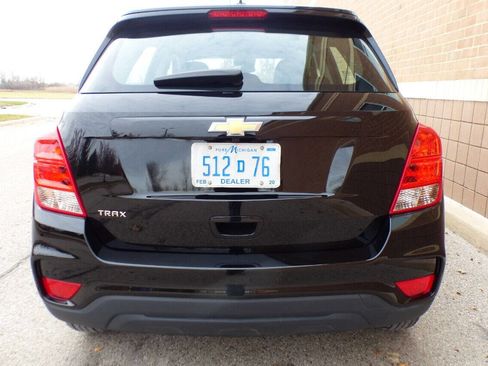 Used 2019 Chevrolet Trax LS image 7