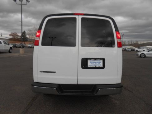 Used 2020 Chevrolet Express 3500 LT w/ LT Preferred Equipment Group image 9