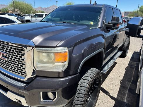 Used 2016 GMC Sierra 2500 Denali w/ Duramax Plus Package AWD/4WD image 1