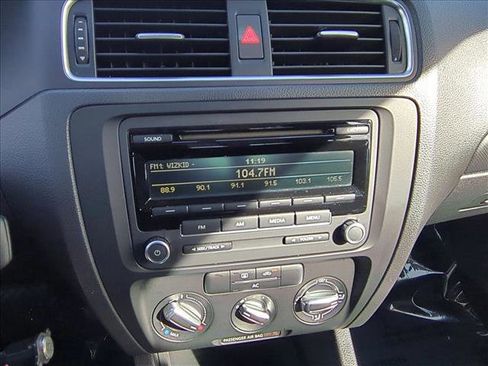 Used 2012 Volkswagen Jetta SE image 10