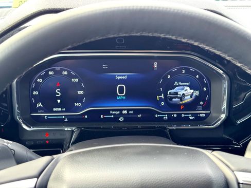 Used 2023 Chevrolet Silverado 1500 LT Trail Boss w/ LT Trail Boss Premium Package image 28