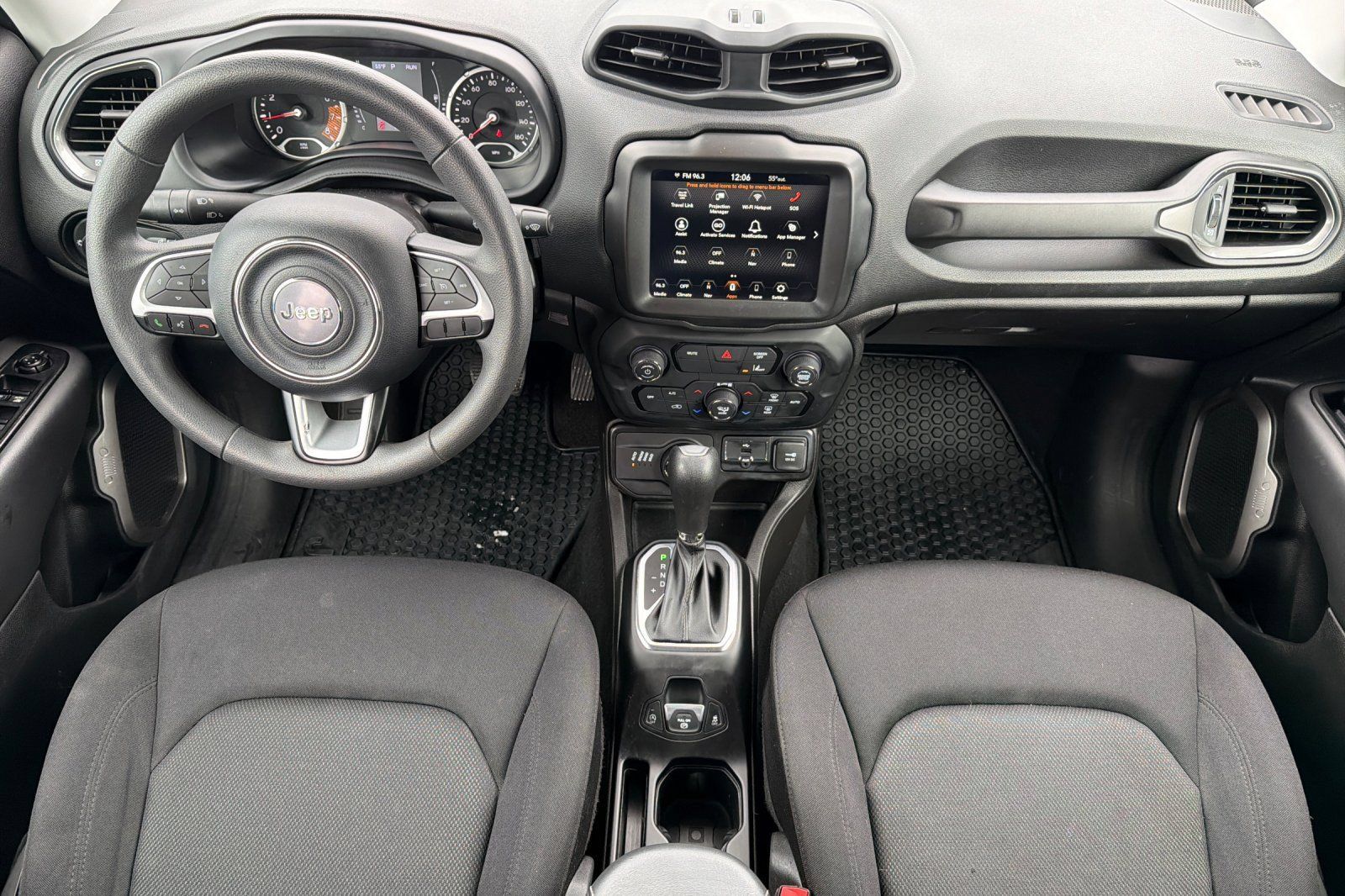 Used 2023 Jeep Renegade Latitude AWD/4WD image 10