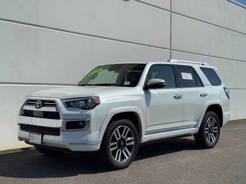 Certified 2024 Toyota 4Runner Limited AWD/4WD image 3