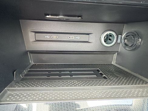New 2026 Volkswagen Taos SE FWD image 27