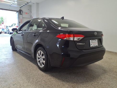 Used 2023 Toyota Corolla LE FWD image 6
