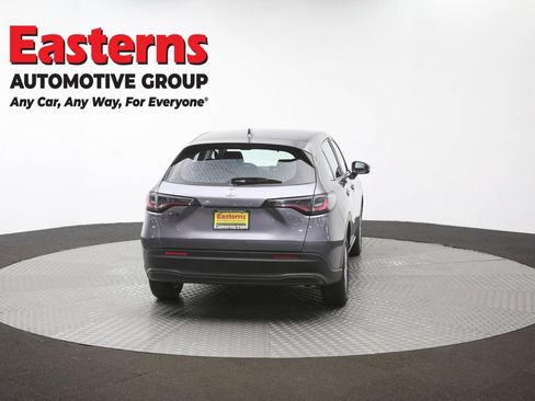 Used 2023 Honda HR-V LX image 32